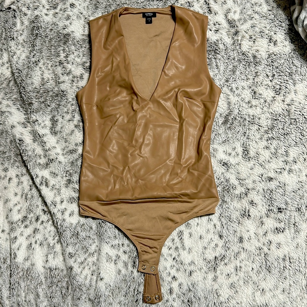 Express Tan Tank Size:XS